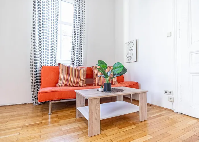 Affordable 2br Near Wiener Stadthalle * וינה
